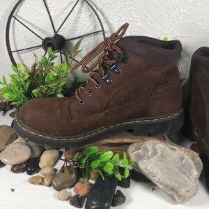 Bare Traps Bria Woman’s Lace Up Hiking g Style Shoe Boot Brown Boots EUC